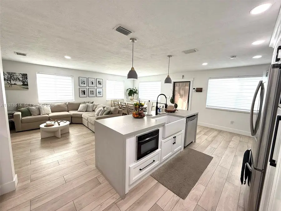 6545 SW 27th St, Miami, FL 33155 - #3