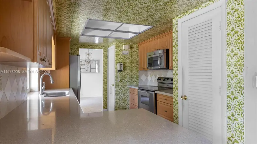 14435 Tabebuia Ln, Miami Lakes, FL 33014 - #3