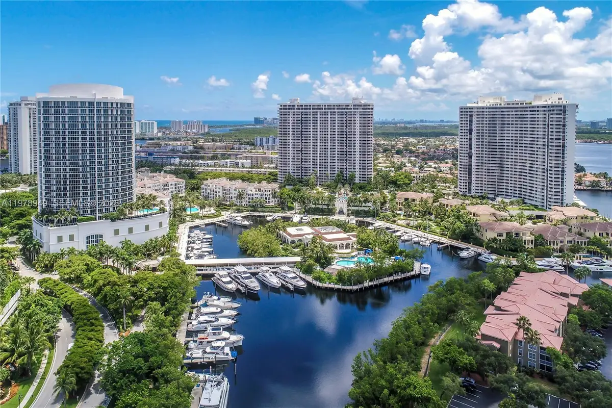 1000 W Island Blvd #1812, Aventura, FL 33160 - #1
