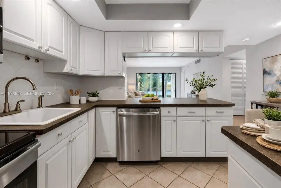 2322 S Cypress Bend Dr #311, Pompano Beach, FL 33069 - #2