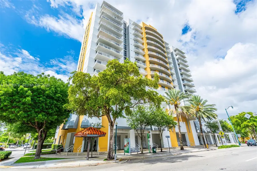 900 SW 8th St #1603, Miami, FL 33130 - #2