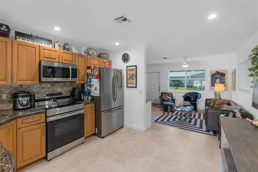 2805 NW 52nd Ct, Tamarac, FL 33309 - #3