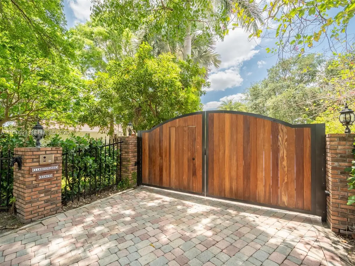 17220 SW 46th St, Southwest Ranches, FL 33331 - #1