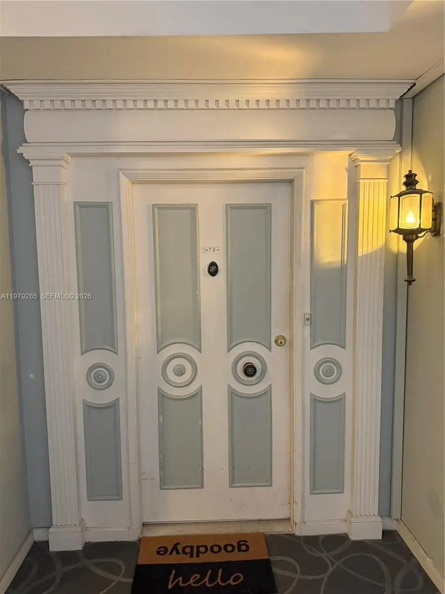 5255 Collins Ave #7B, Miami Beach, FL 33140 - #2