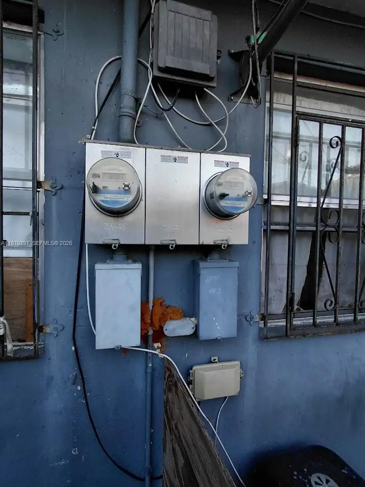 1262 NW 46th St, Miami, FL 33142 - #2