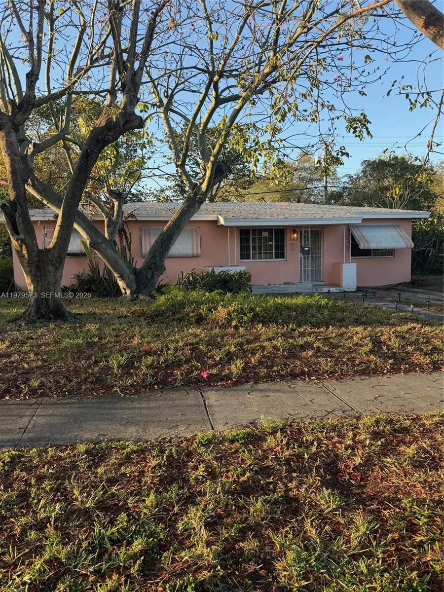 2910 NW 175th St, Miami Gardens, FL 33056 - #1