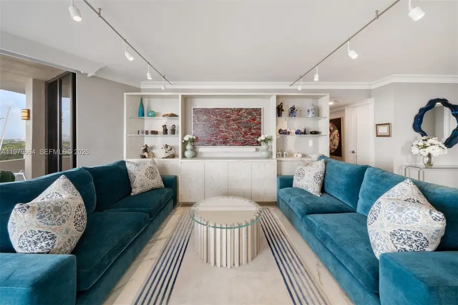 2000 Towerside Ter #PH2, Miami, FL 33138 - #2