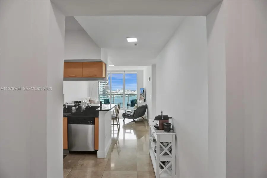 31 SE 5th St #4112, Miami, FL 33131 - #3