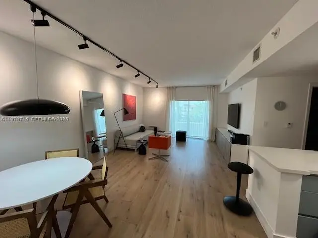 50 Menores Ave #408, Coral Gables, FL 33134 - #2