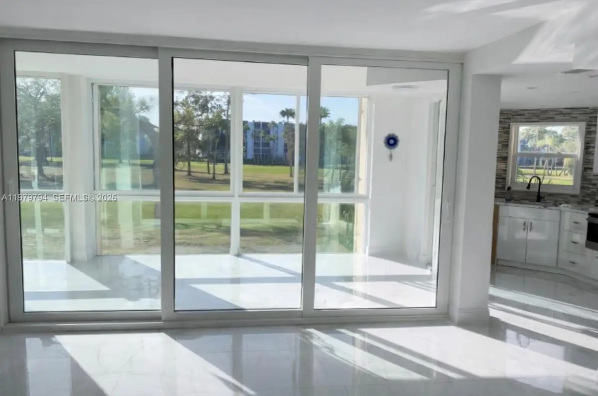 3661 Via Poinciana #206, Lake Worth, FL 33467 - #1