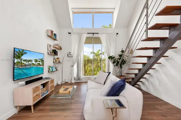 6884 N Kendall Dr #C401, Pinecrest, FL 33156