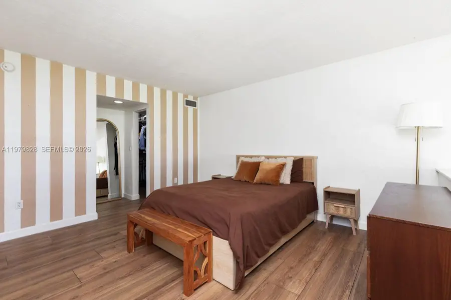 6884 N Kendall Dr #C401, Pinecrest, FL 33156 - #3