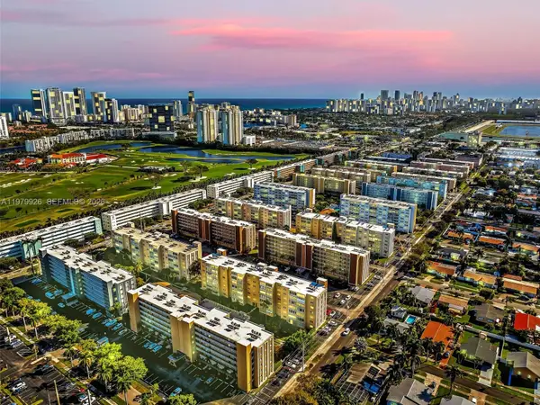 610 NE 12th Ave #203, Hallandale Beach, FL 33009