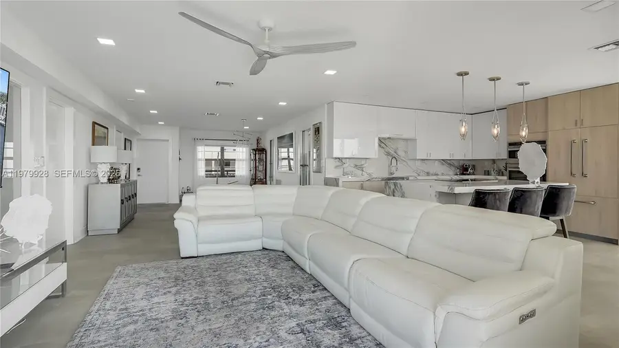 3100 NE 48th St #PH18, Fort Lauderdale, FL 33308 - #2