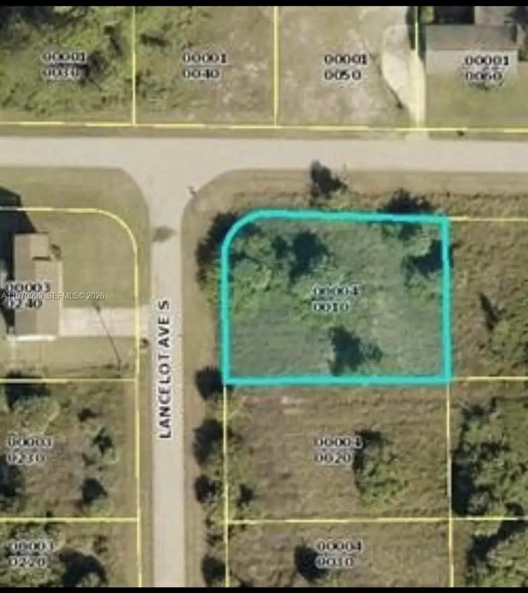 305 Lancelot Ave, Lehigh Acres, FL 33974 - #1