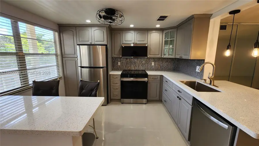 2403 Antigua Cir #L2, Coconut Creek, FL 33066 - #2