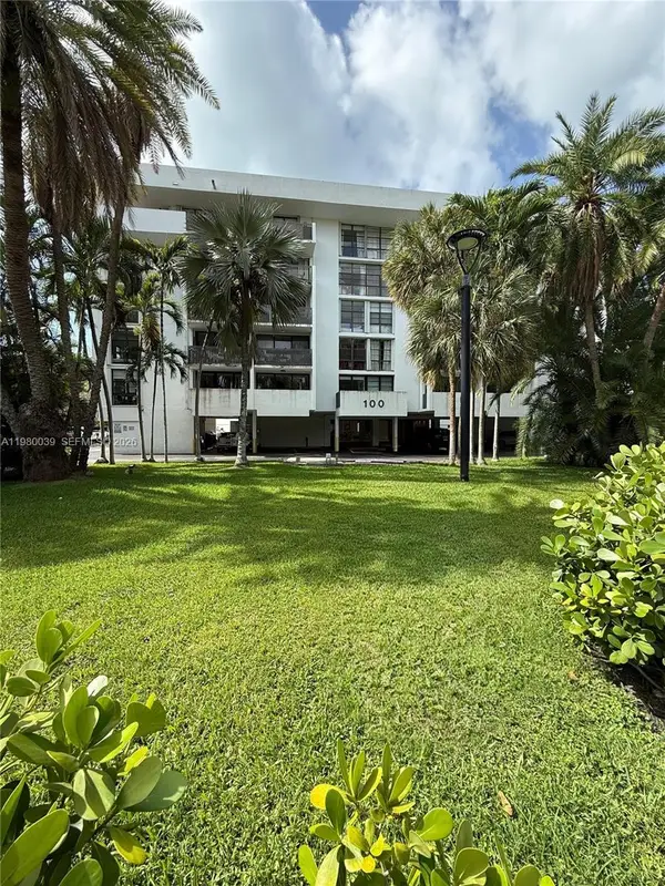 100 Ocean Lane Dr #303, Key Biscayne, FL 33149