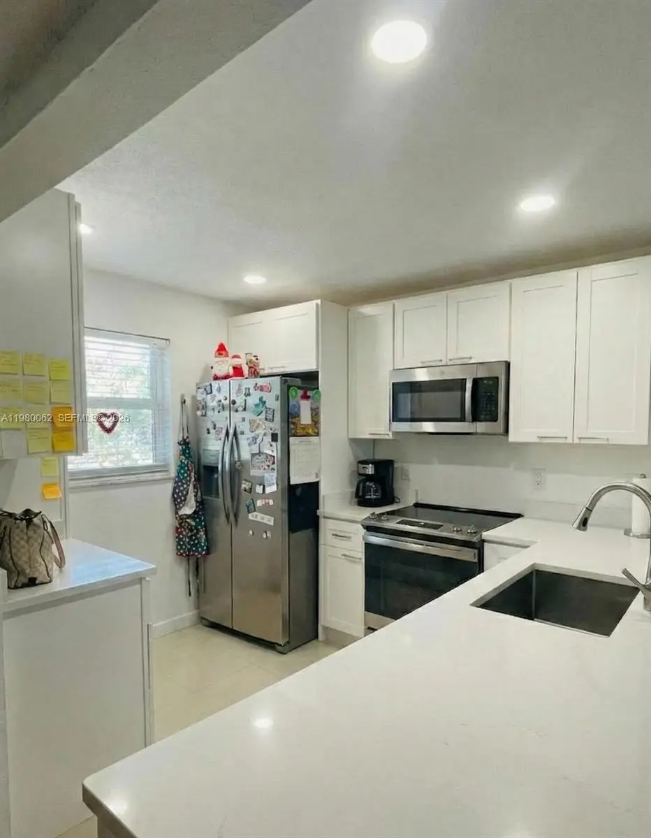 100 Ashbury Rd #305, Hollywood, FL 33024 - #1