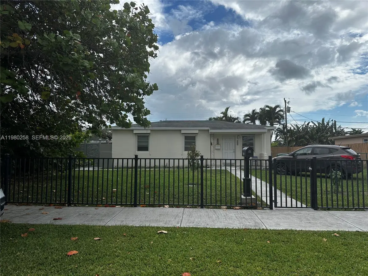 7540 SW 37th St, Miami, FL 33155 - #1