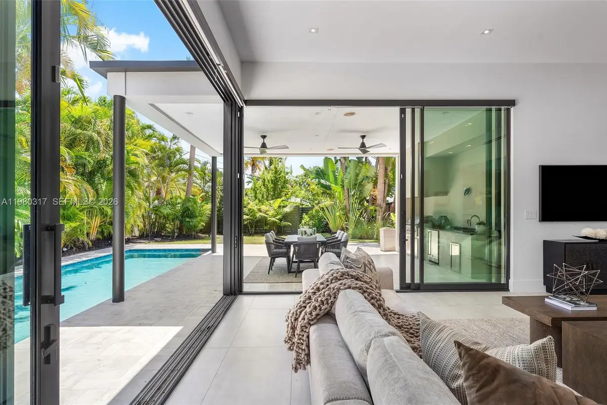 2500 Middle River Dr, Fort Lauderdale, FL 33305 - #1