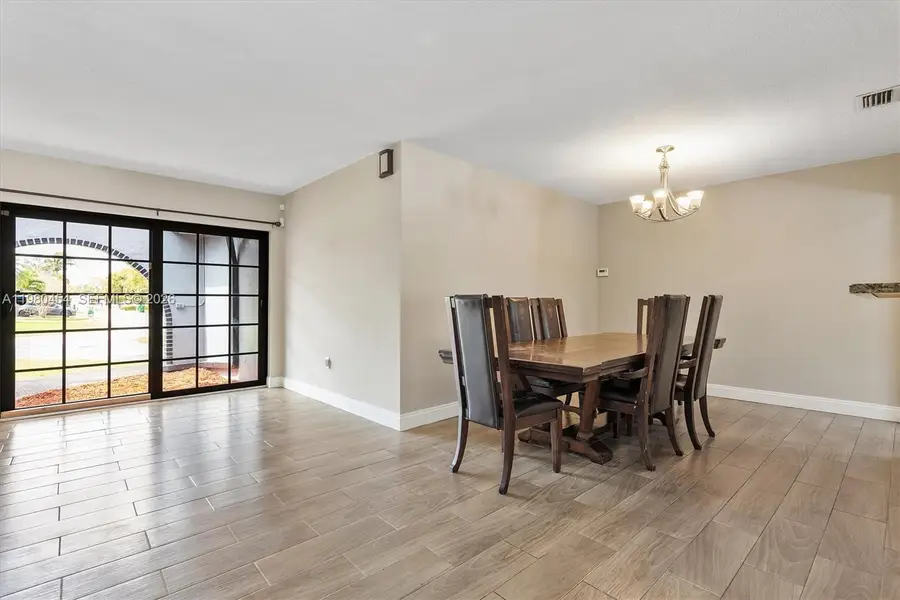 2805 E Lexington Dr, Miramar, FL 33025 - #3