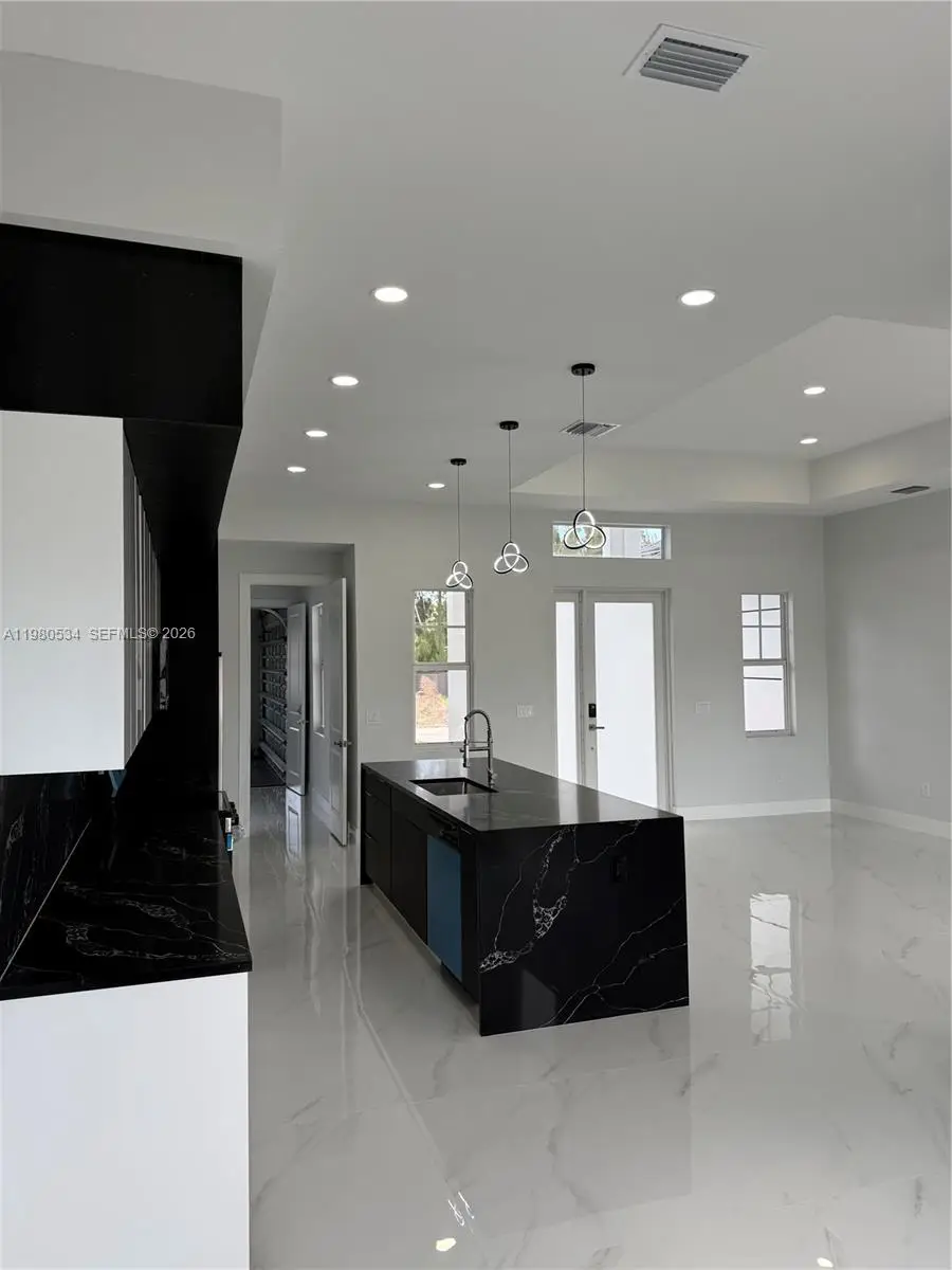 3705 36th St Sw, Lehigh Acres, FL 33976 - #3