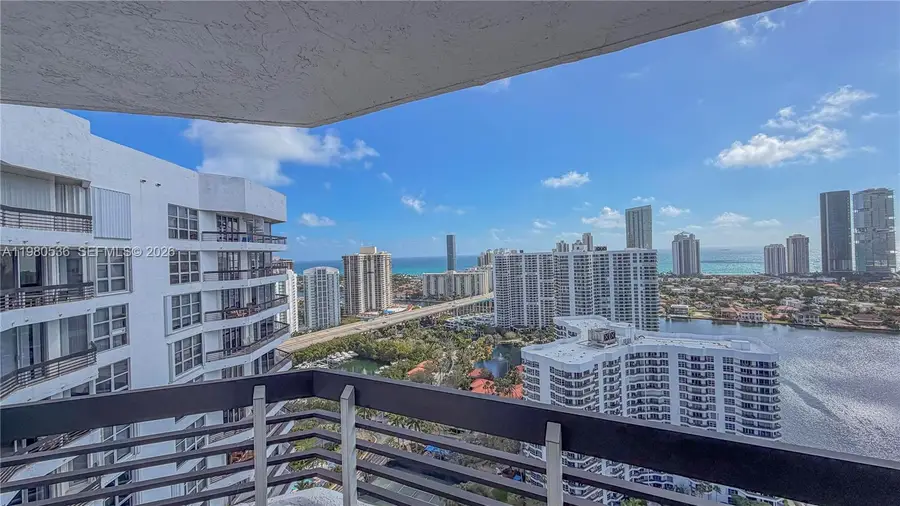 3530 Mystic Pointe Dr #LPH13, Aventura, FL 33180 - #2