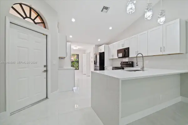 22665 Meridiana Dr, Boca Raton, FL 33433