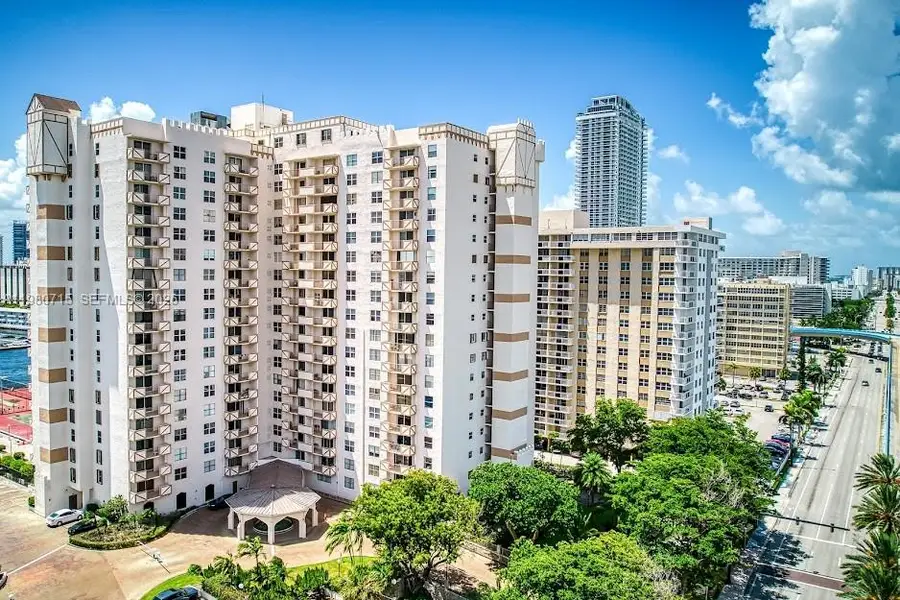1865 S Ocean Dr #15C, Hallandale Beach, FL 33009 - #3