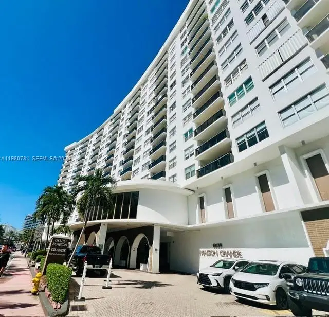 6039 Collins Ave #1223, Miami Beach, FL 33140 - #1