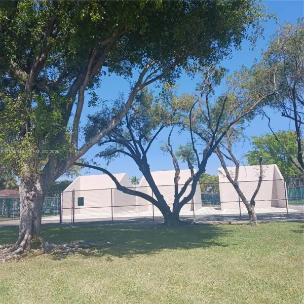 8650 SW 133rd Ave Rd #208, Miami, FL 33183