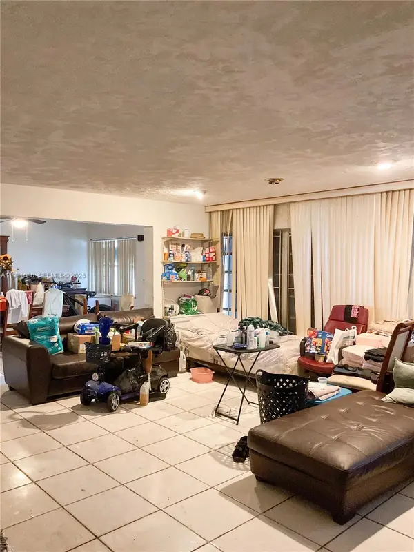 2515 SW 44th Ave, West Park, FL 33023