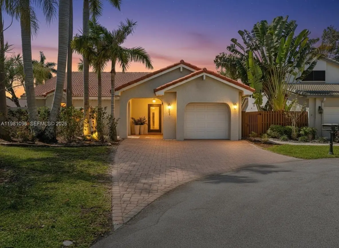 2083 Augusta, Weston, FL 33326 - #1