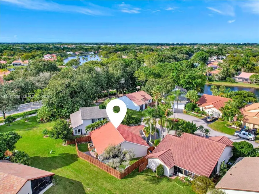 2083 Augusta, Weston, FL 33326 - #2