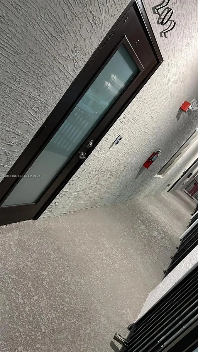 8001 NW 41st St #F-202, Doral, FL 33166 - #2