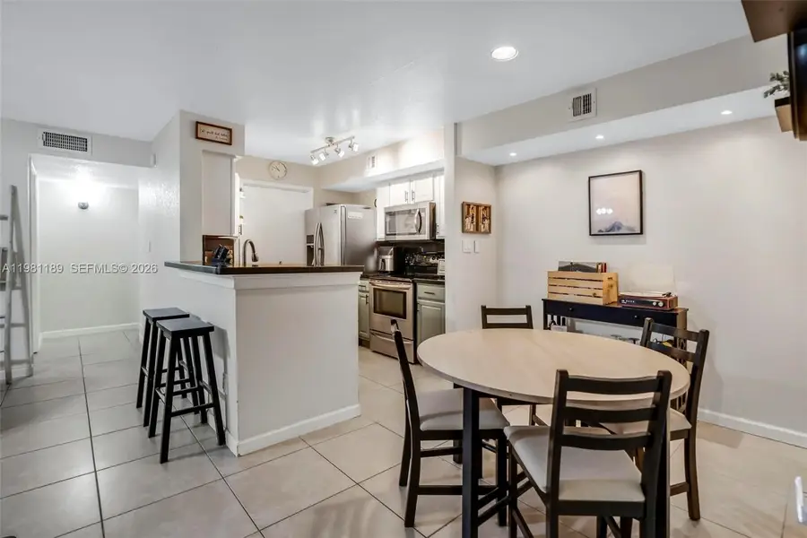 875 Riverside Dr #712, Coral Springs, FL 33071 - #2