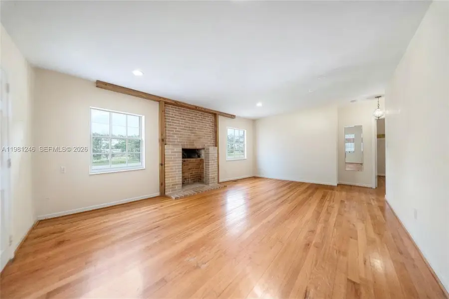 512 Mendoza Ave, Coral Gables, FL 33134 - #2