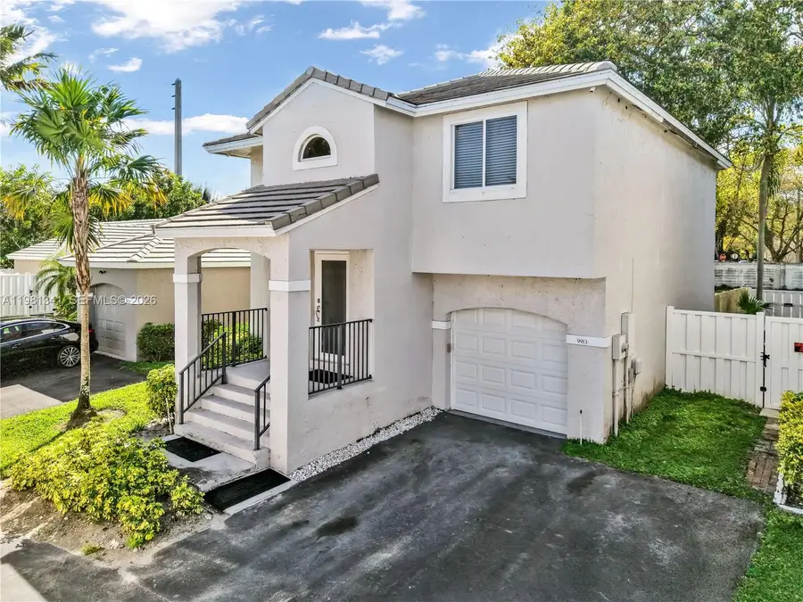 9913 NW 2nd St, Plantation, FL 33324 - #2