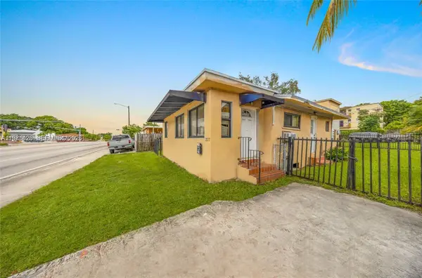 1675 NW 2nd St, Miami, FL 33125