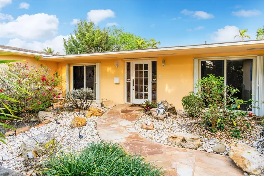 4725 SW 89th Ave, Miami, FL 33165 - #2