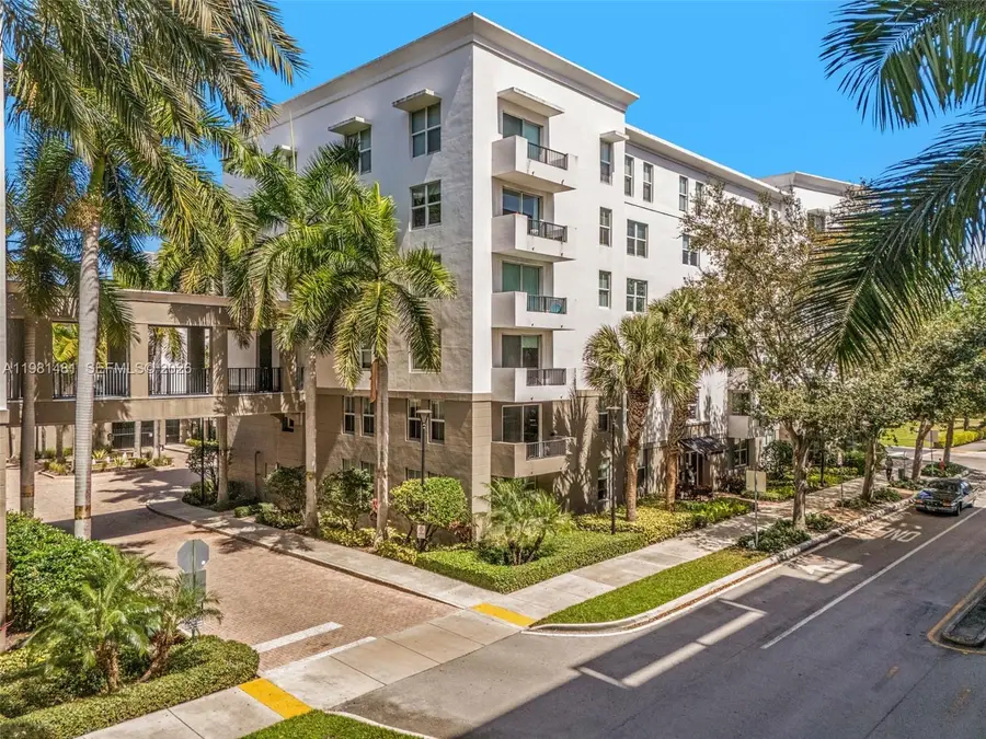 2421 NE 65th St #403, Fort Lauderdale, FL 33308 - #3