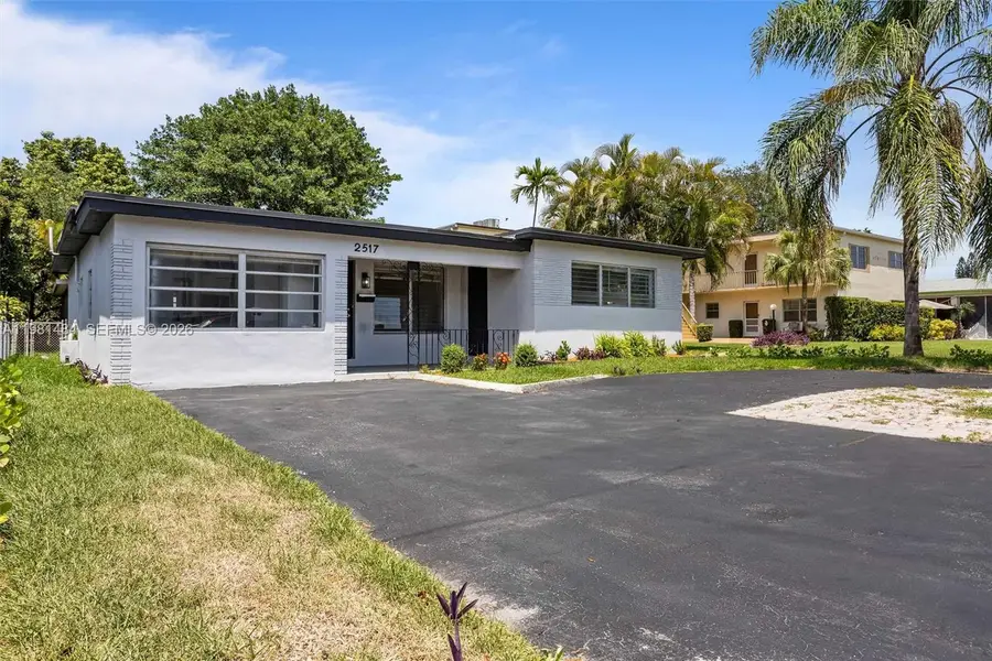 2517 Polk St, Hollywood, FL 33020 - #2