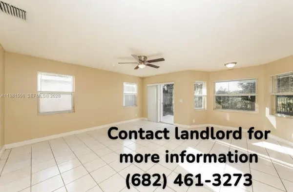 1025 Cape Cod Ter, Green Acres, FL 33413