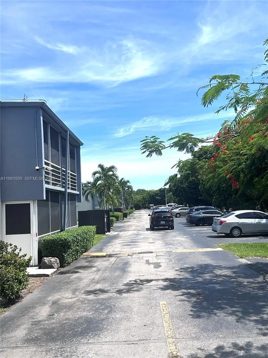 8794 SW 12th St #105, Miami, FL 33174 - #3