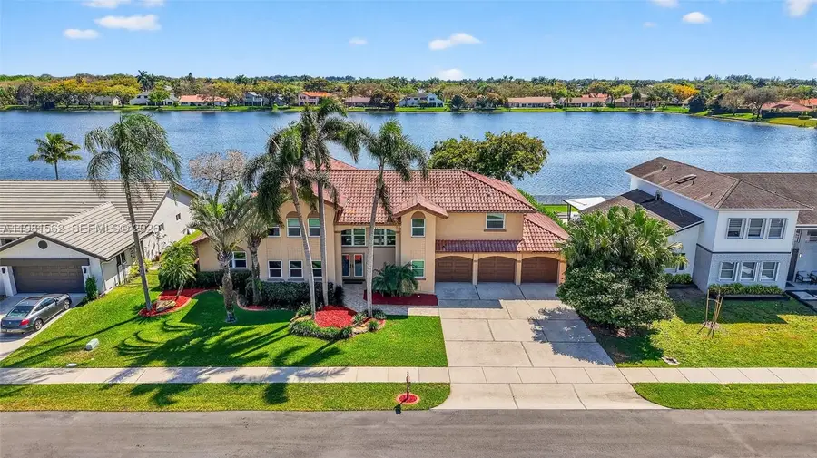 10376 SW 18th St, Davie, FL 33324 - #2