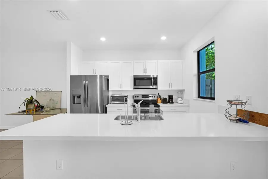 1901 SW 5th Ct, Fort Lauderdale, FL 33312 - #3