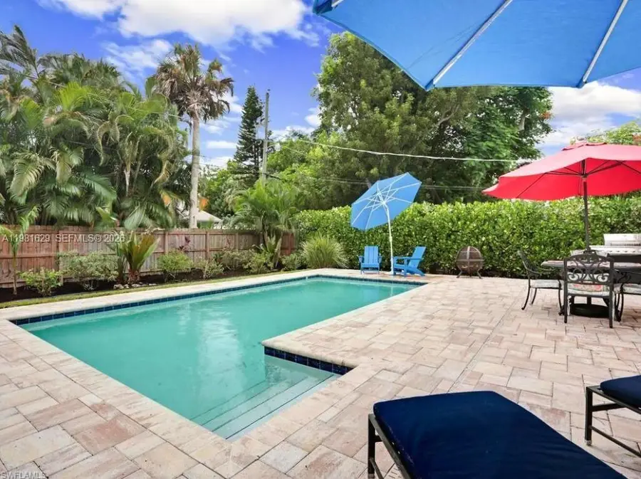 856 N 98, Naples, FL 34108 - #2