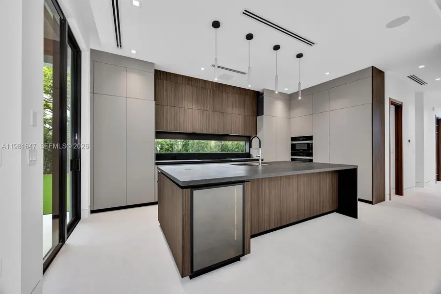 4231 SW 11th St, Miami, FL 33134 - #2