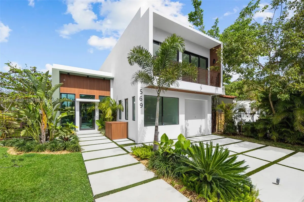 569 NW 44th St, Miami, FL 33127 - #1