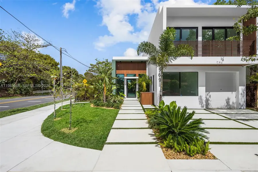 569 NW 44th St, Miami, FL 33127 - #2